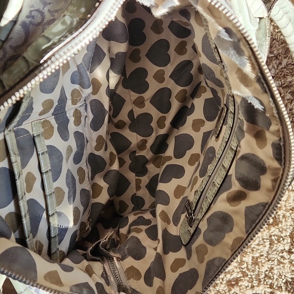 Guess Y2K green bag with bling "G" snap - Picture 7 of 16